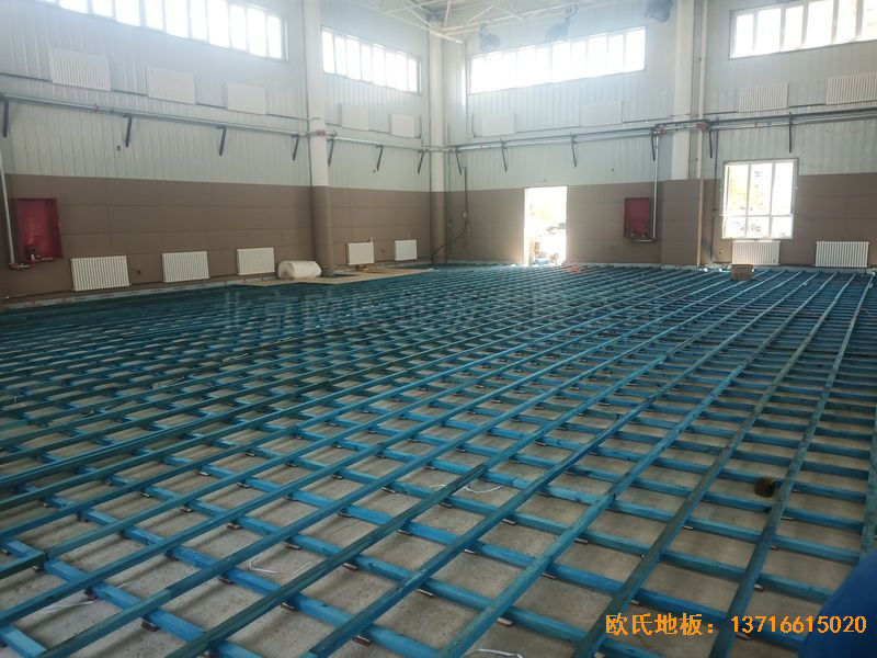 新疆克拉瑪依市獨山子虹園小區體育館體育地板施工案例