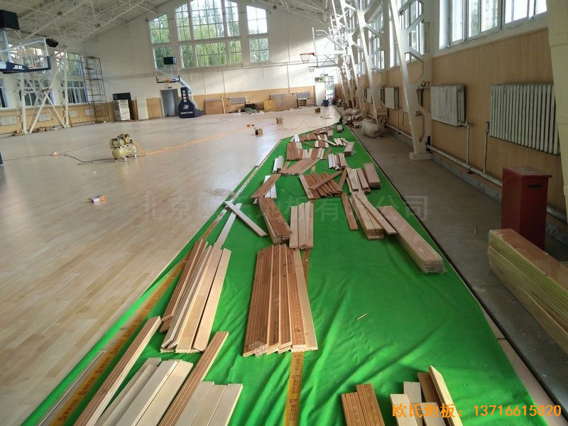 內(nèi)蒙古呼和浩特賽罕區(qū)師范大學體育學院訓練館運動地板鋪設(shè)案例