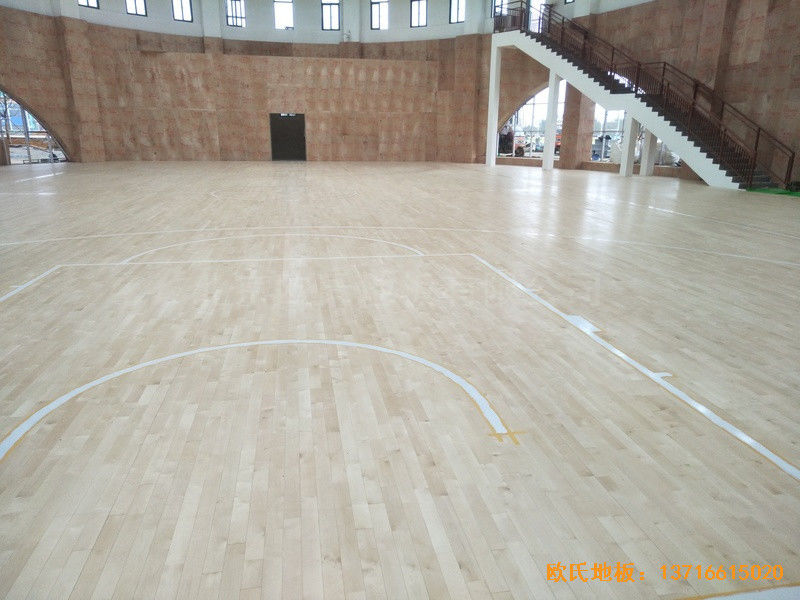 江西榮江金色春城小學運動館體育地板鋪裝案例5