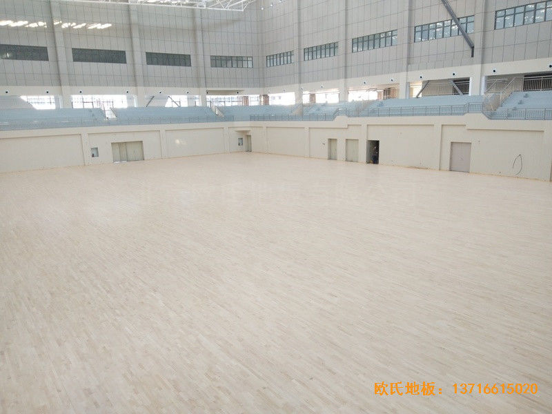 云南紅河州財經大學體育館運動木地板鋪裝案例0