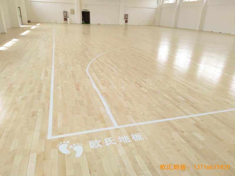 南京浦口黨?；@球館體育地板施工案例3