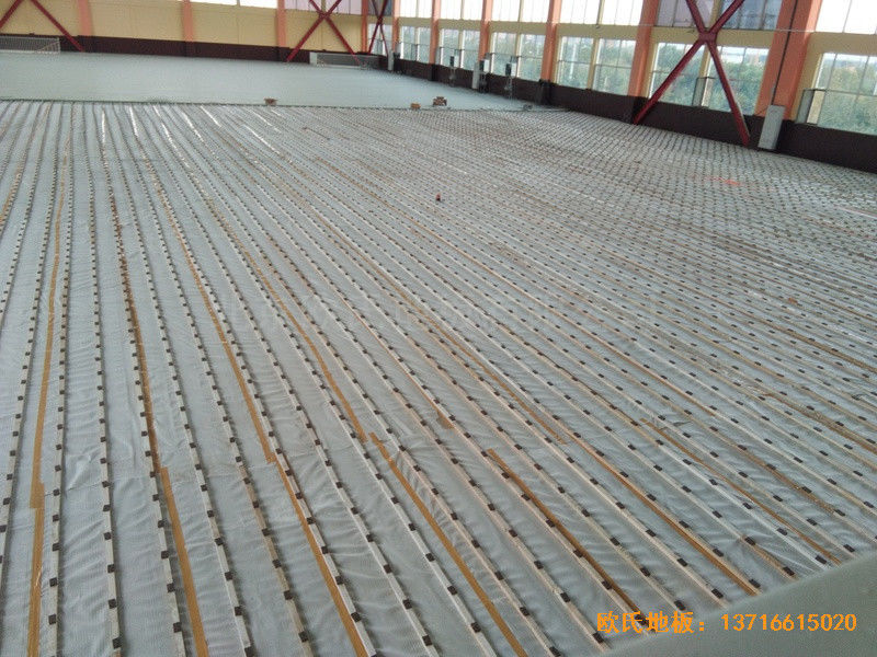 山東濟(jì)南章丘雙語學(xué)?；@球館體育地板施工案例1