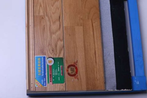 給羽毛球館木地板翻新上漆要注意哪些？