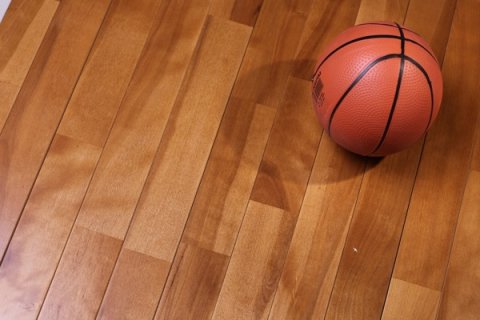 運(yùn)動(dòng)木地板與普通木地板價(jià)格一樣嗎？