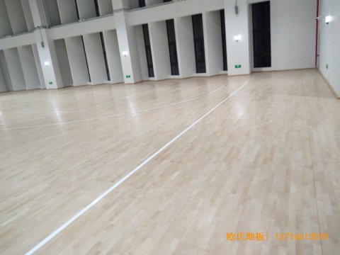 浙江寧波象山分?；@球館體育地板鋪裝