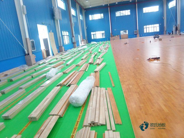 專業運動籃球木地板排行2