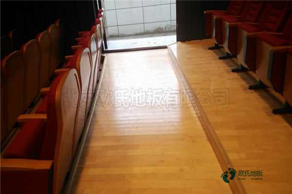 柞木運(yùn)動籃球木地板施工價(jià)格